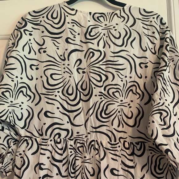 Zara White & Black Printed Tired V-Neckline Midi Dress Voluminous Sleeves Lined - Picture 12 of 12